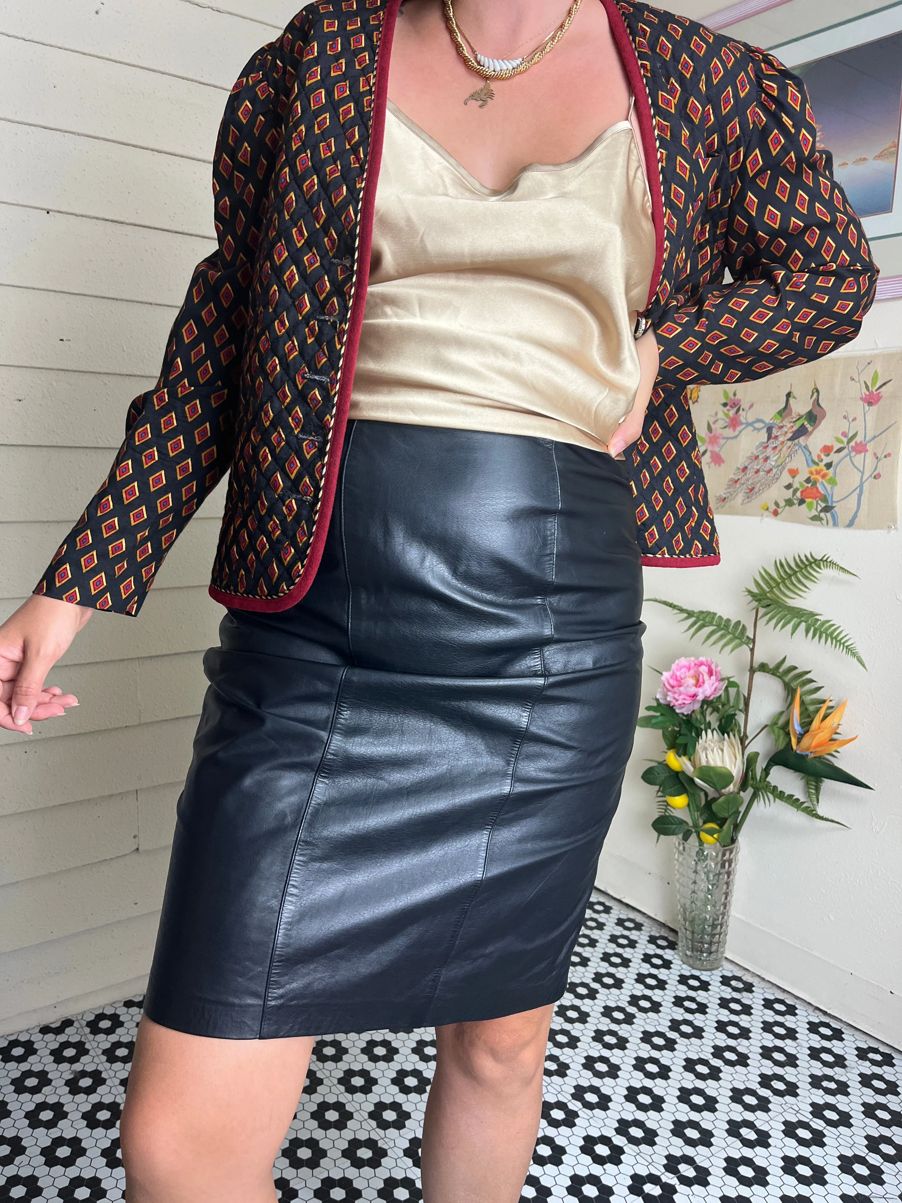 80s BLACK LEATHER SKIRT