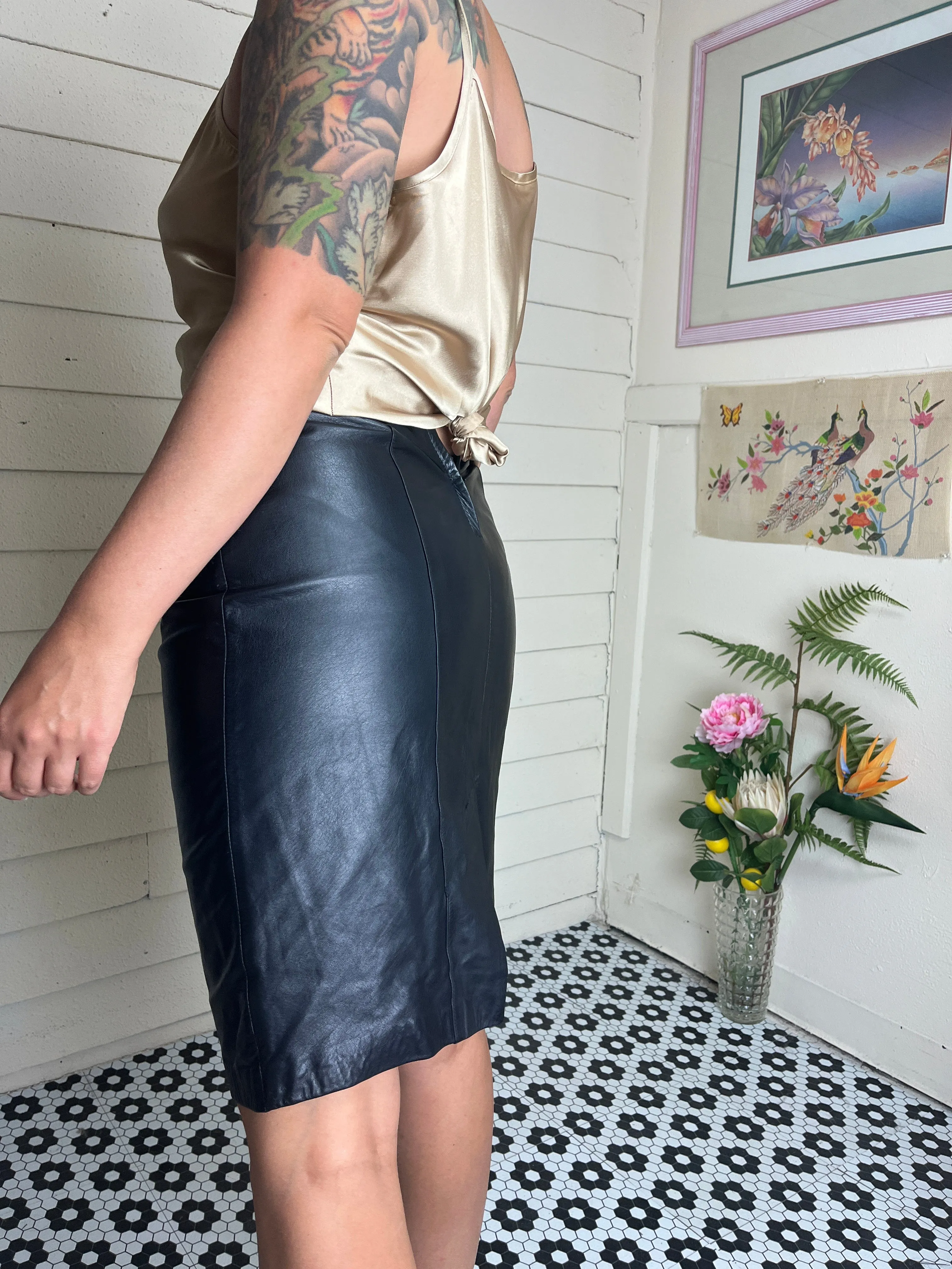 80s BLACK LEATHER SKIRT