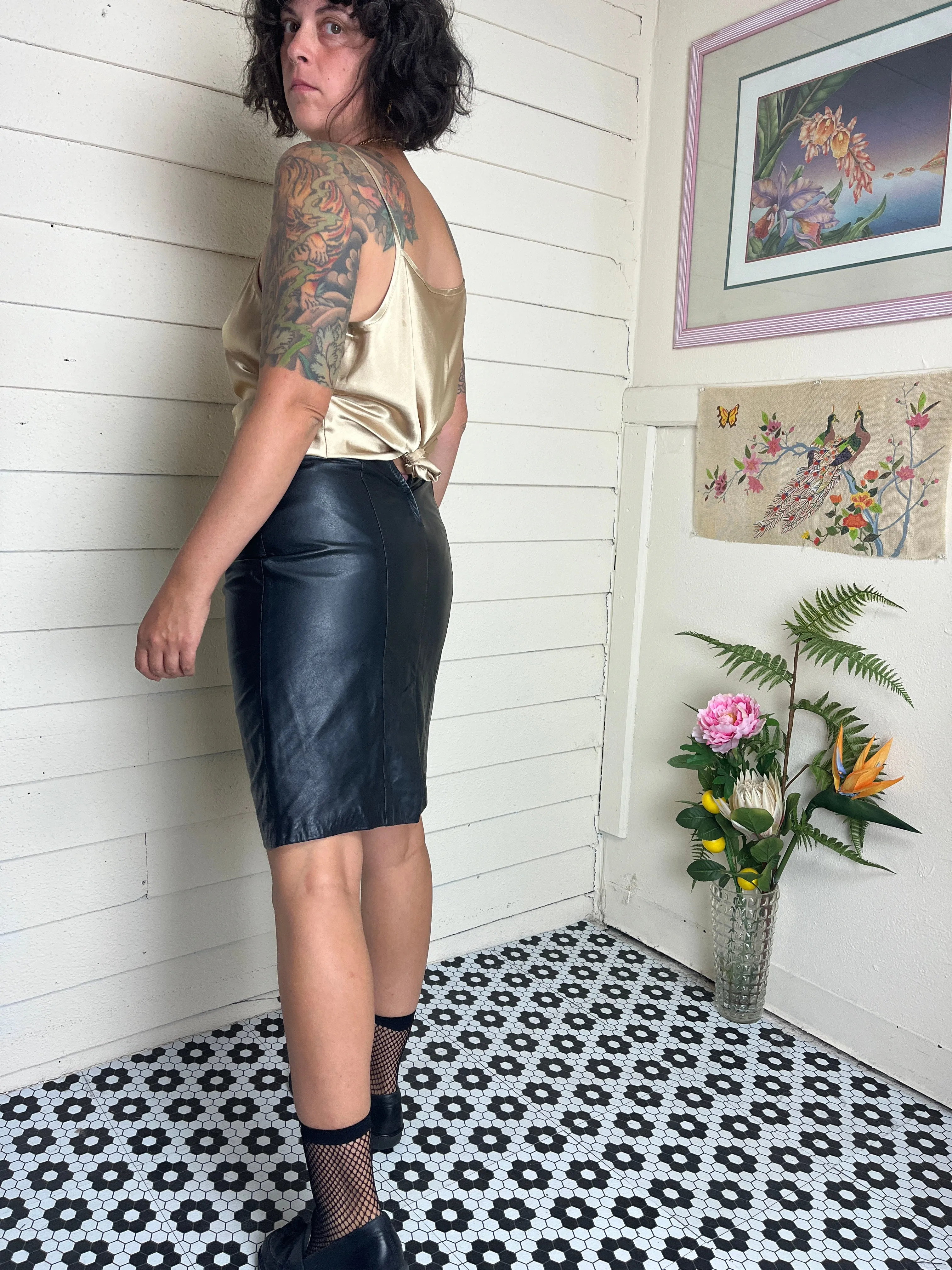 80s BLACK LEATHER SKIRT