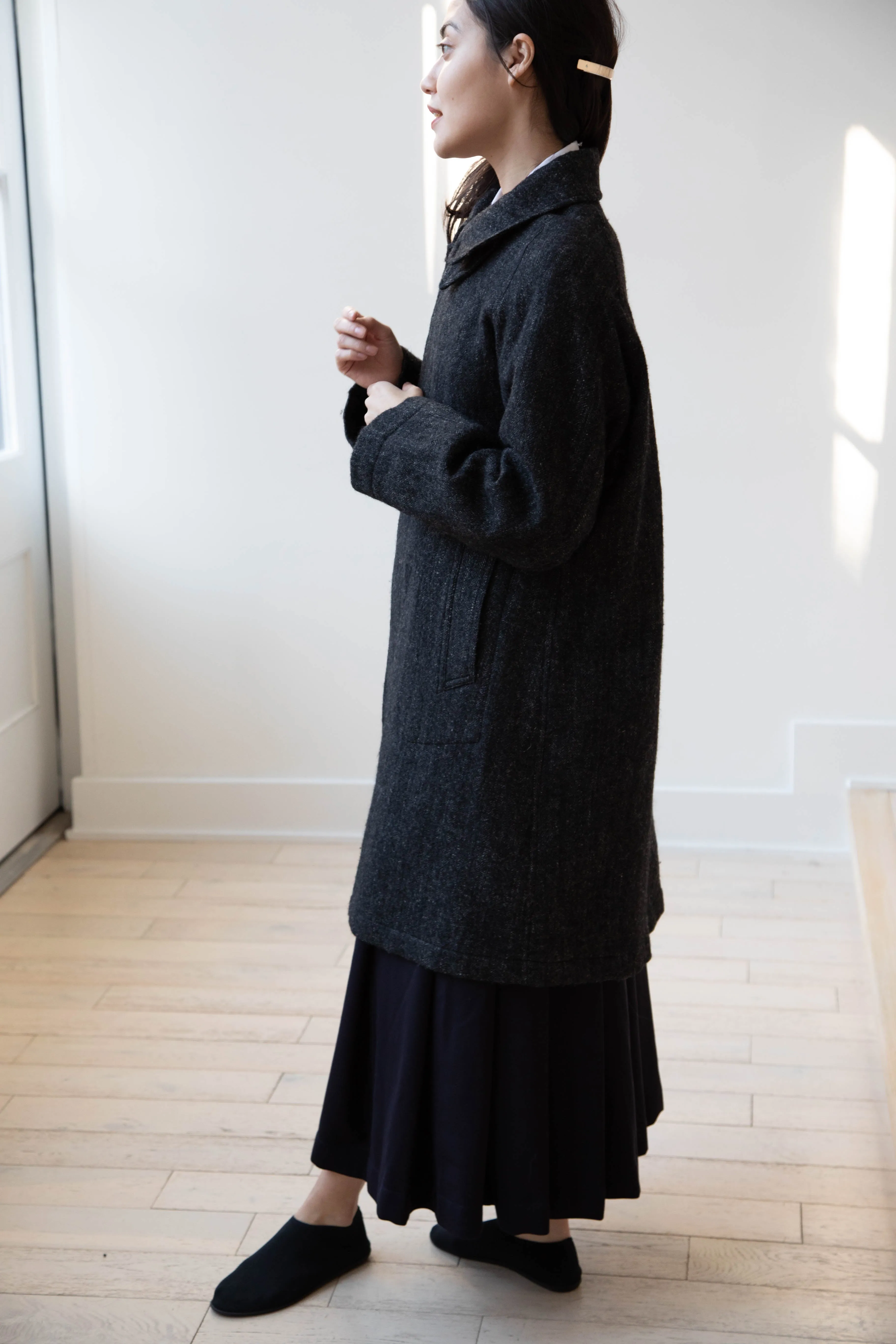 Arts & Science | Balmacaan in Wool Linen Milled Herringbone in Gray