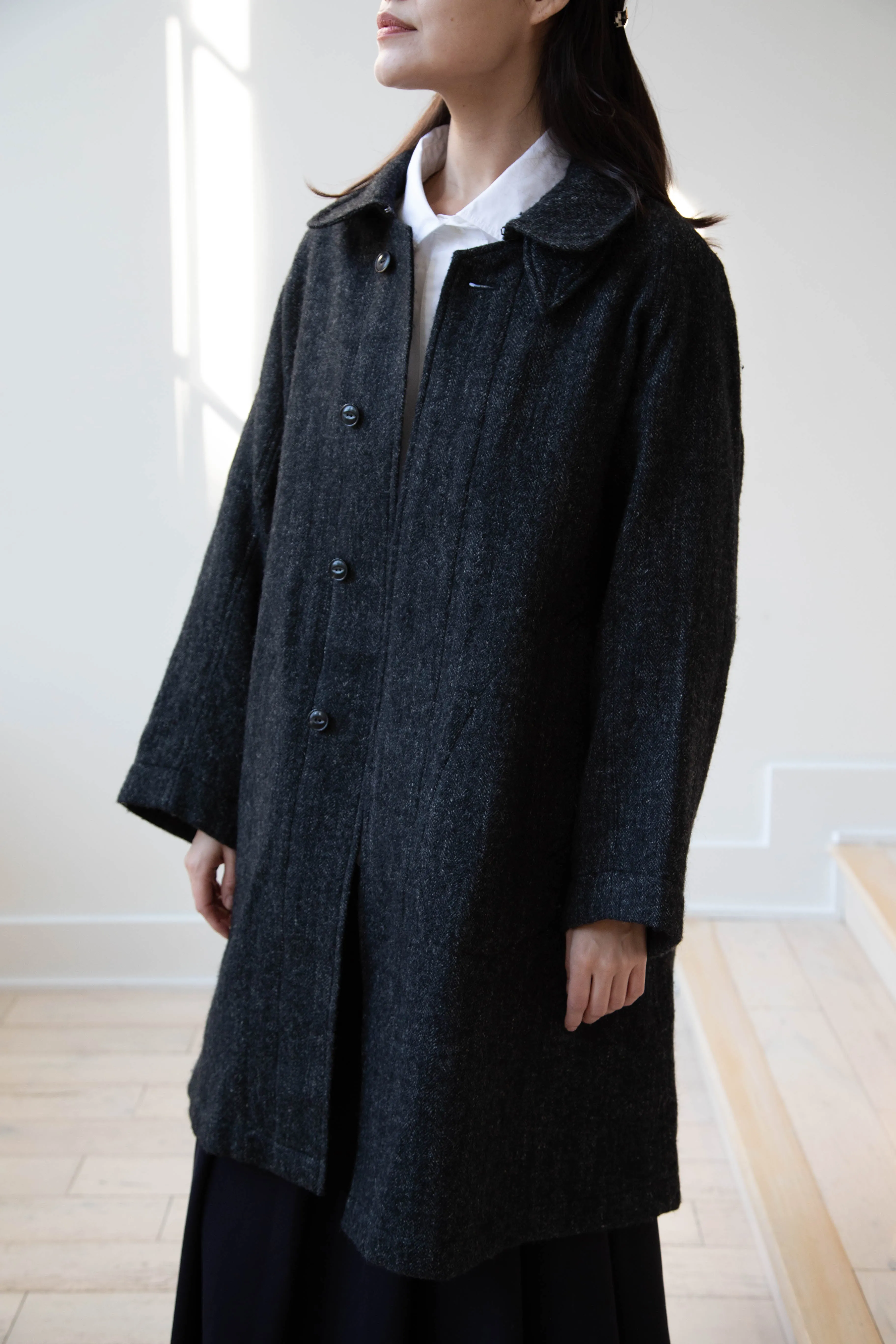 Arts & Science | Balmacaan in Wool Linen Milled Herringbone in Gray