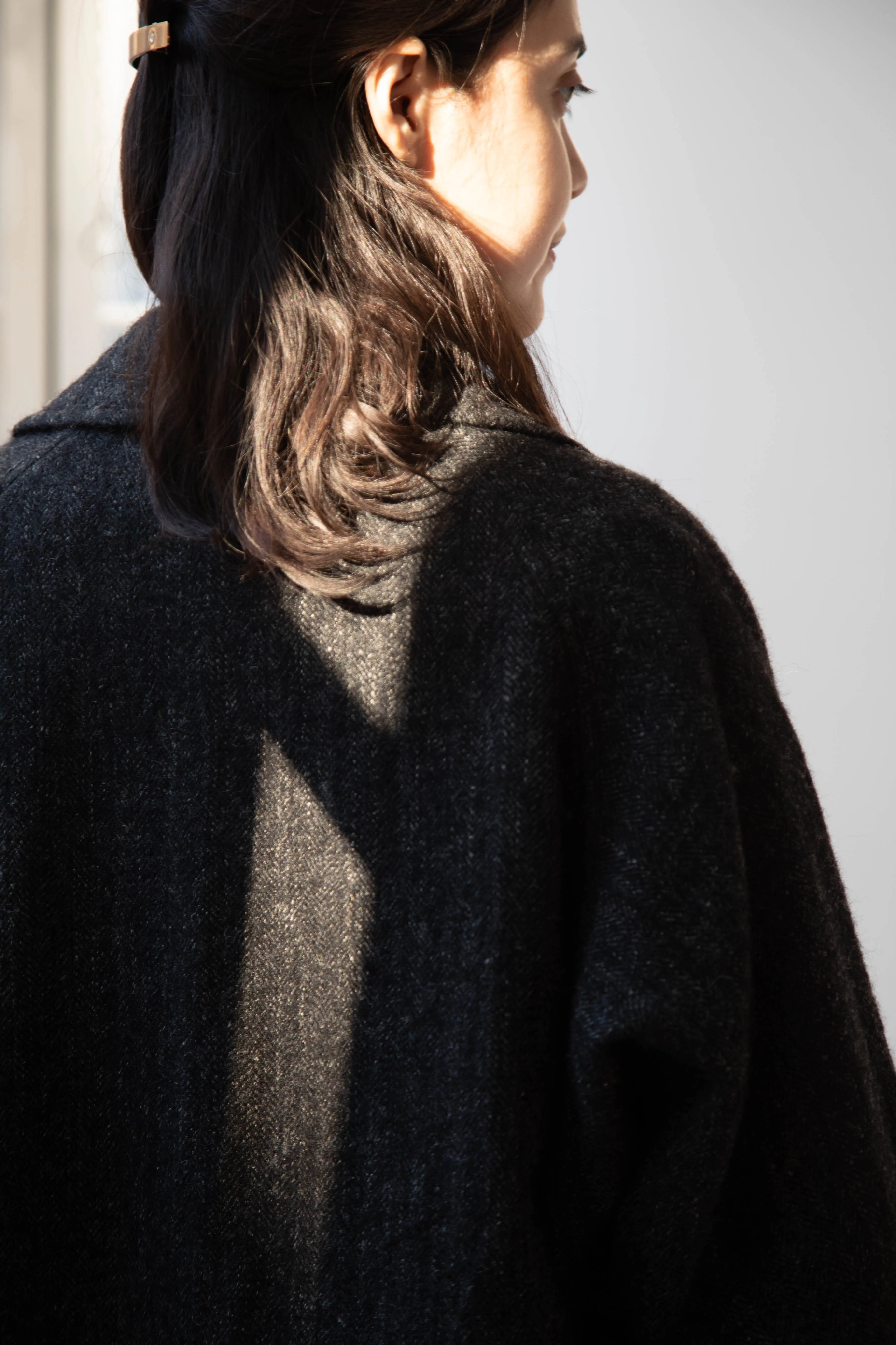 Arts & Science | Balmacaan in Wool Linen Milled Herringbone in Gray