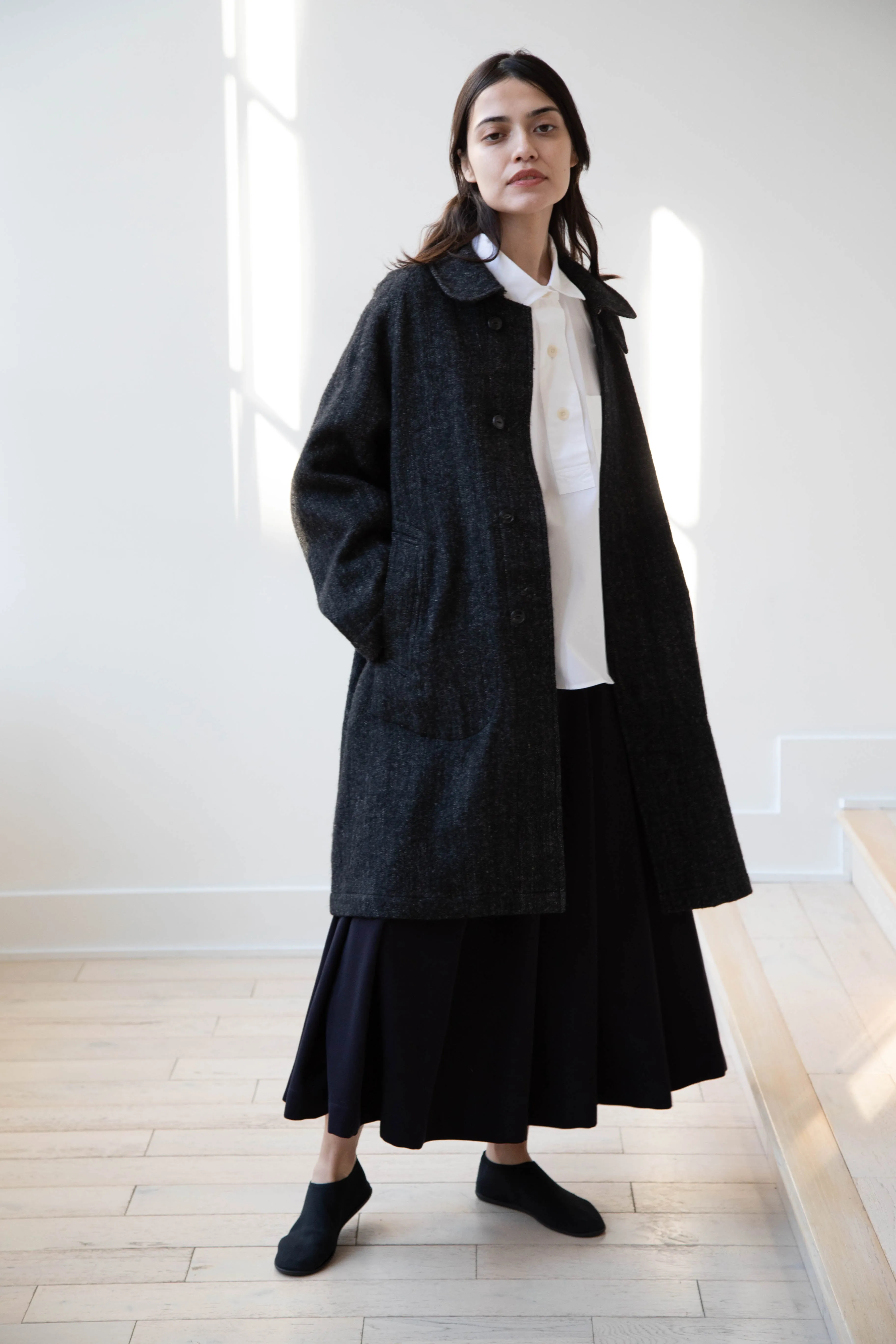 Arts & Science | Balmacaan in Wool Linen Milled Herringbone in Gray