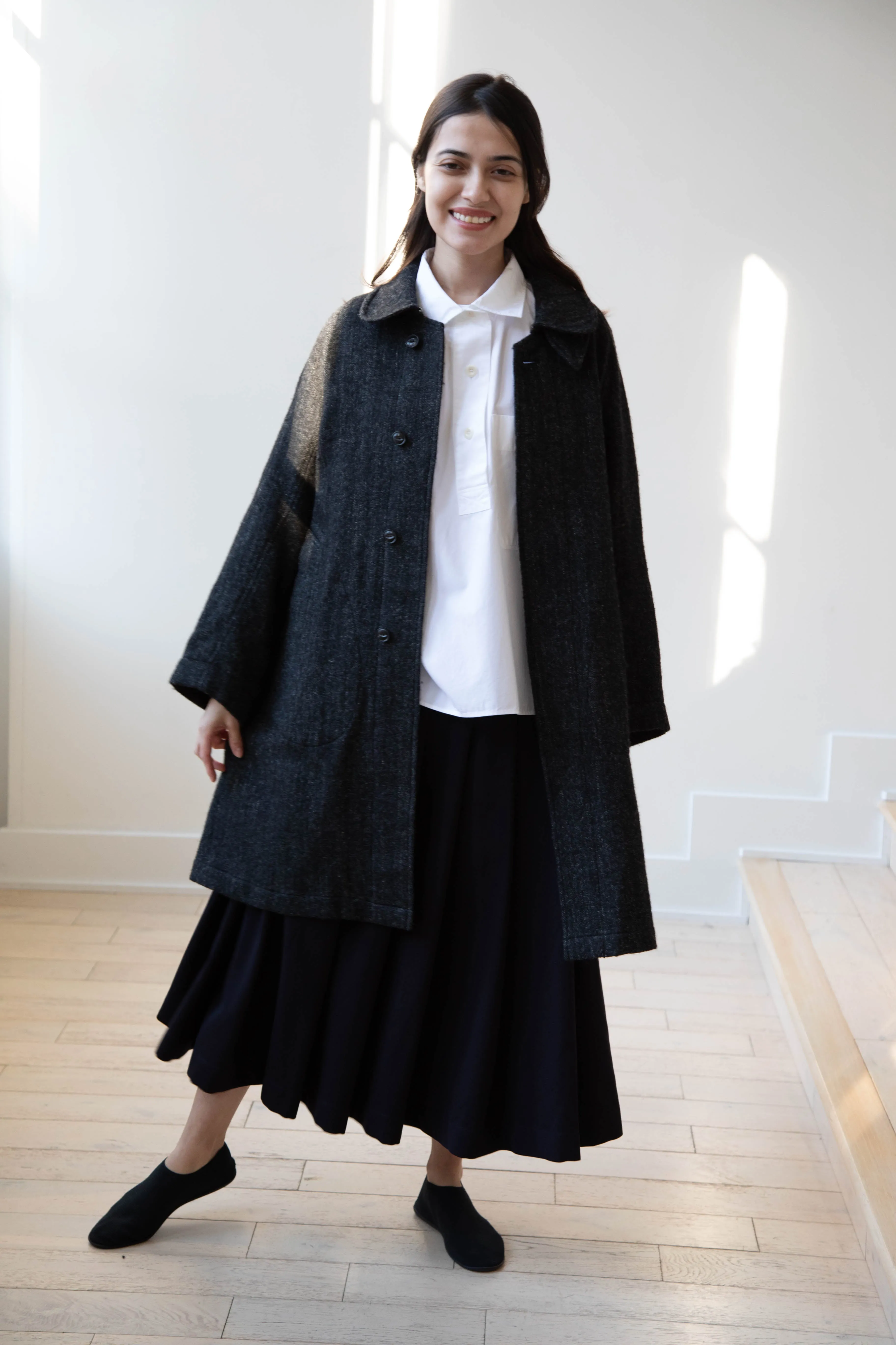 Arts & Science | Balmacaan in Wool Linen Milled Herringbone in Gray
