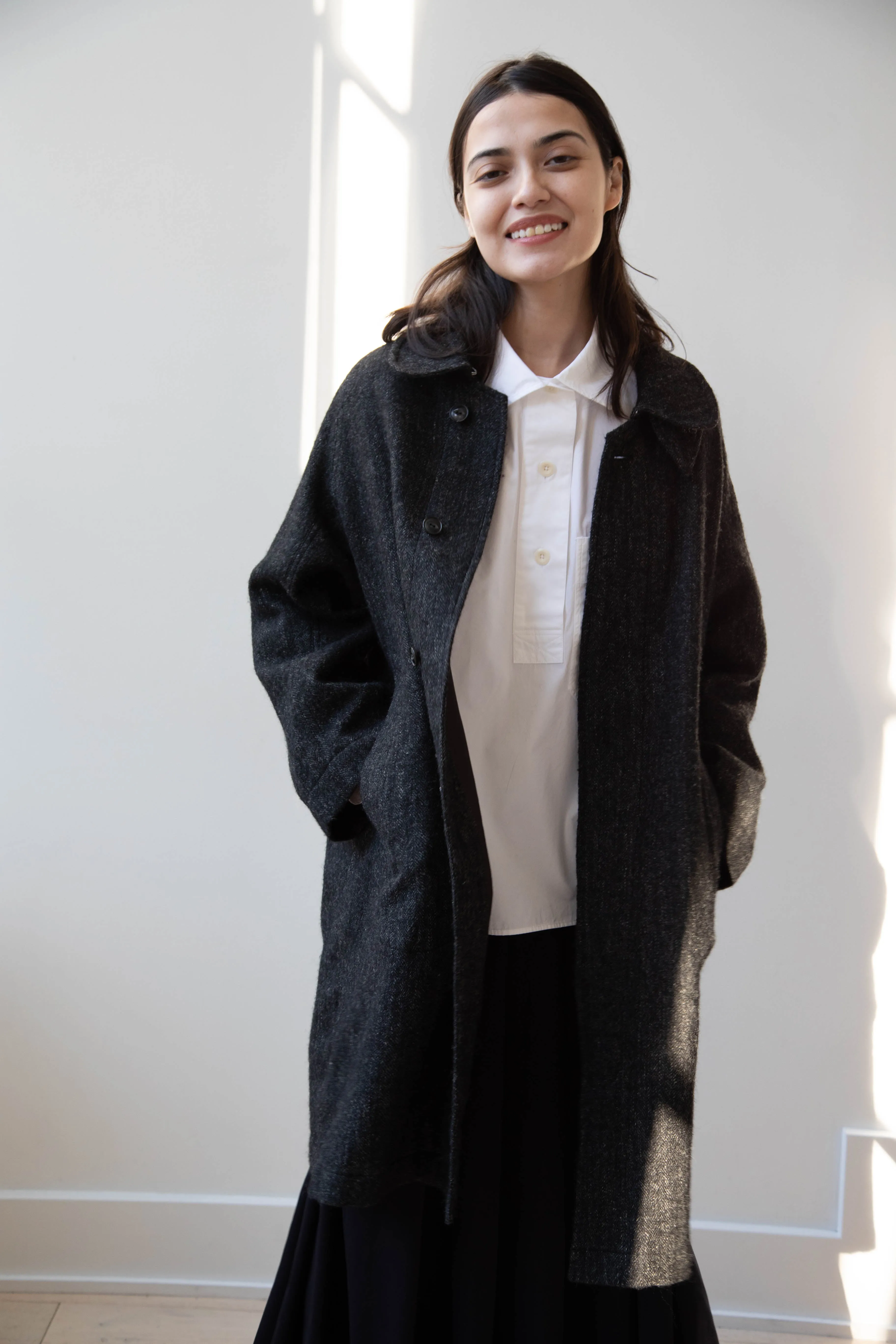 Arts & Science | Balmacaan in Wool Linen Milled Herringbone in Gray