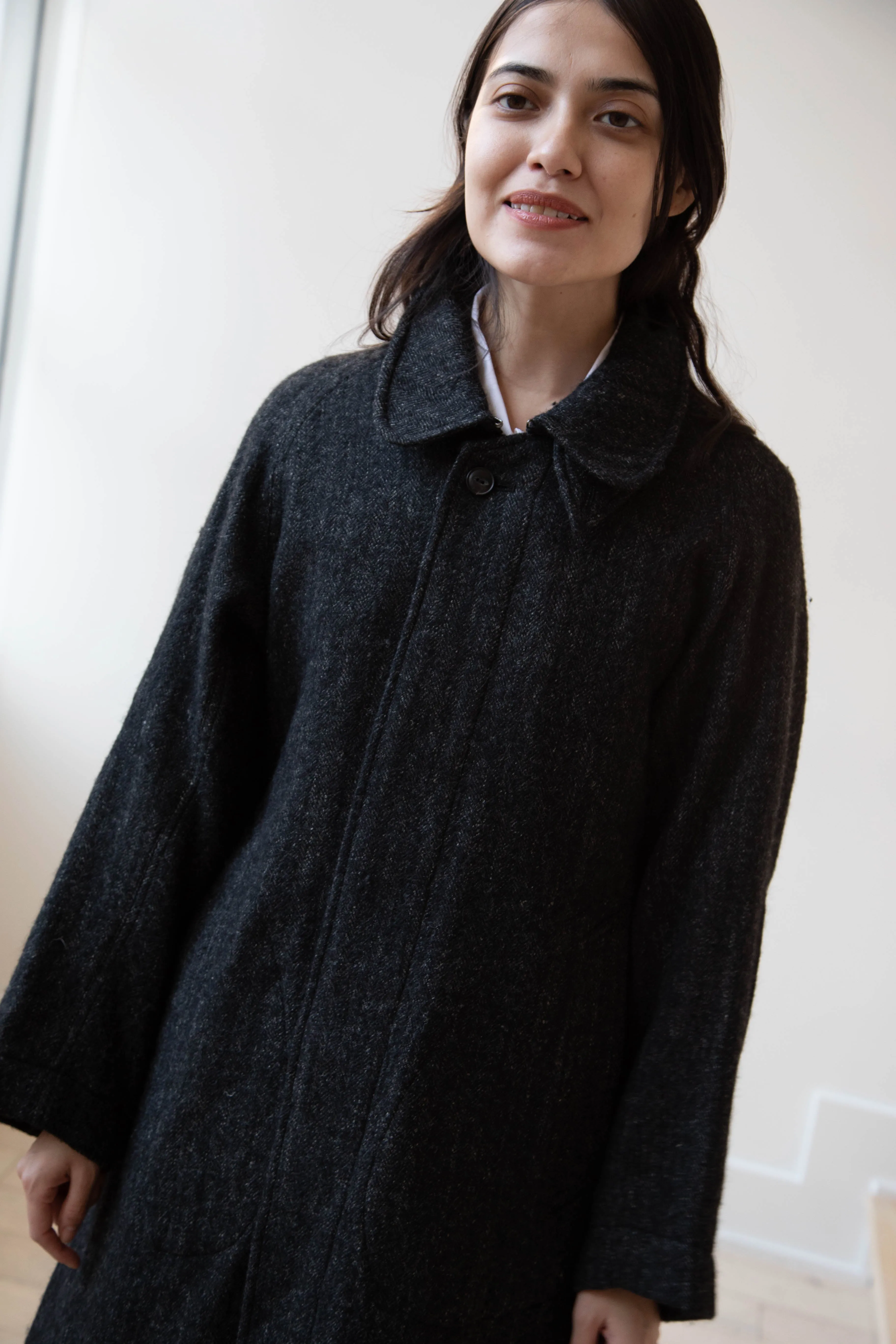 Arts & Science | Balmacaan in Wool Linen Milled Herringbone in Gray
