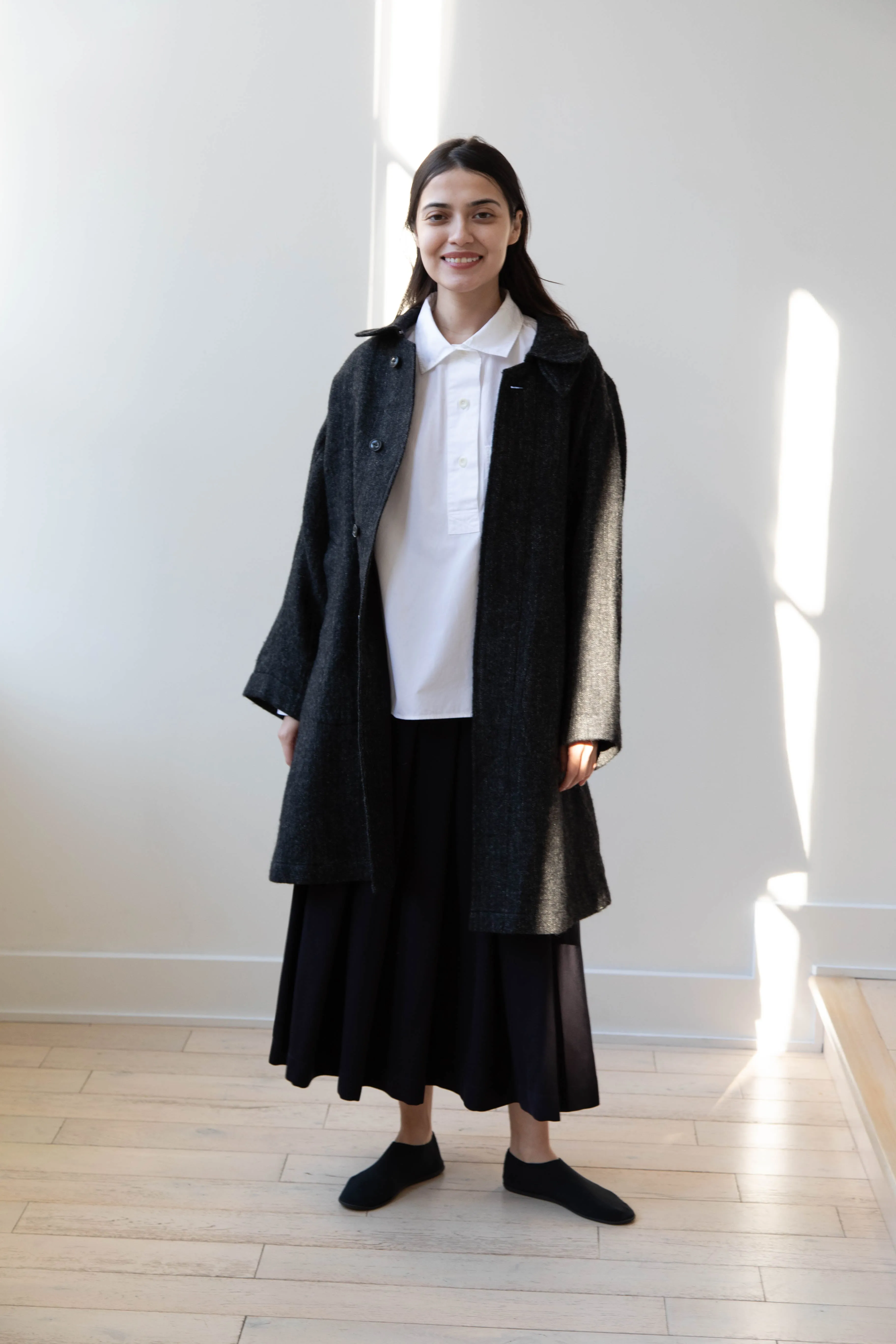 Arts & Science | Balmacaan in Wool Linen Milled Herringbone in Gray