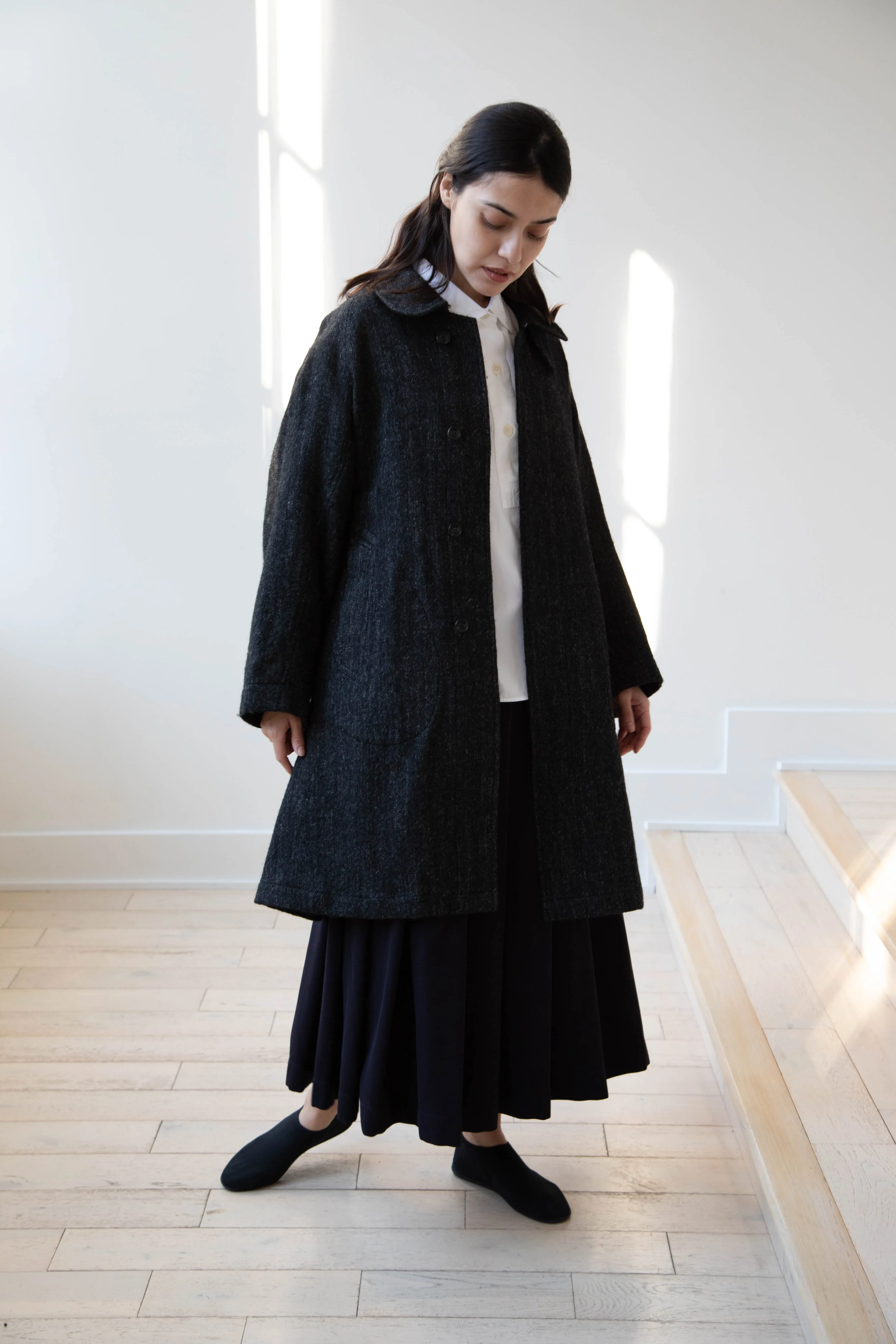 Arts & Science | Balmacaan in Wool Linen Milled Herringbone in Gray