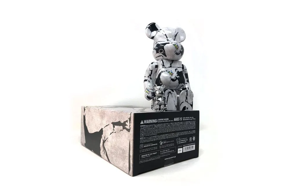 Be@rbrick x Brandalism - Banksy Flower Bomber 100%   400%