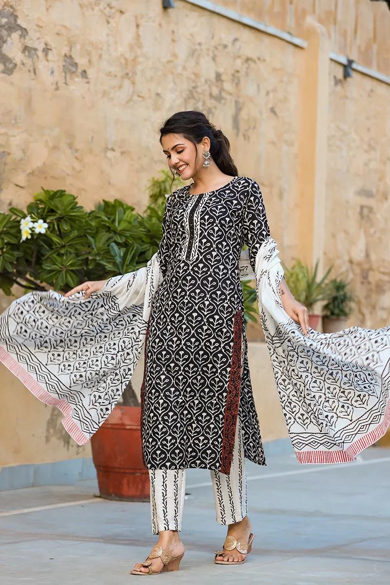 Black Cotton Ethnic Motifs Printed Straight Suit Set