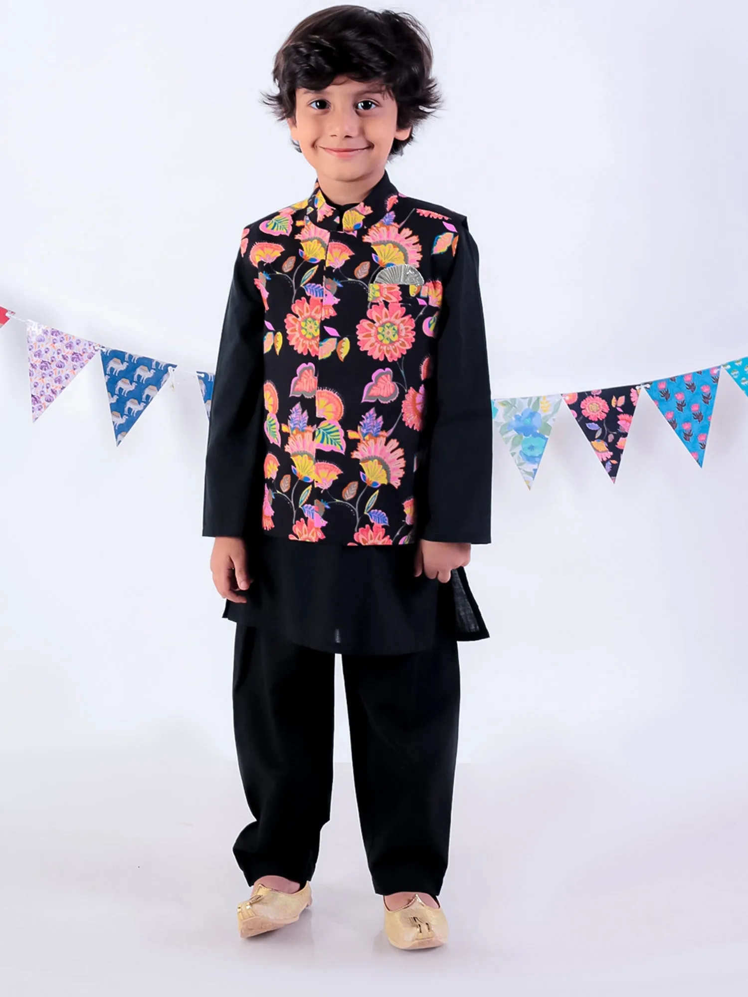 Boy's Black Cotton Jaipuri Print Kurta Pyjama With Jacket Set - Lil Drama