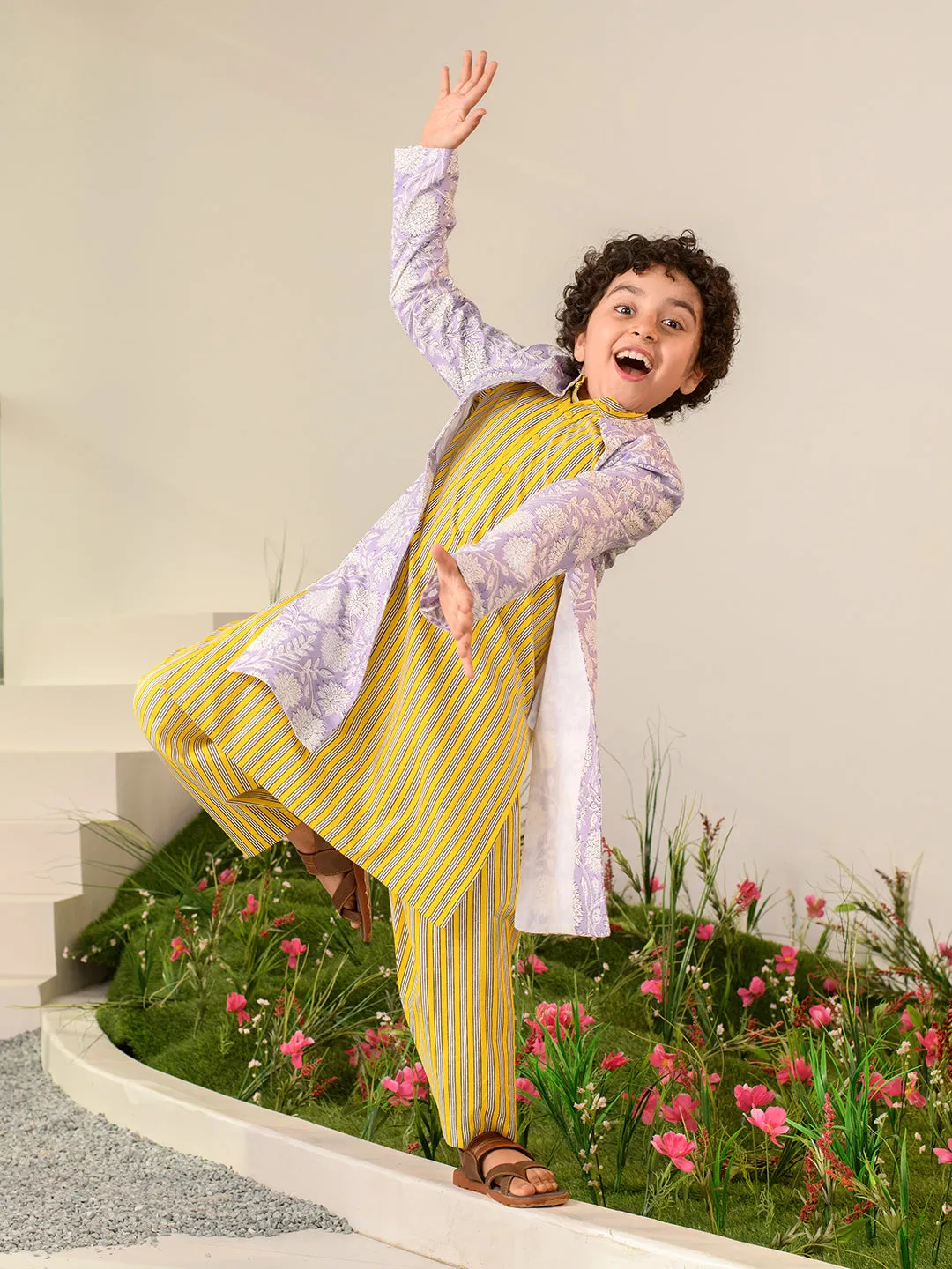 Boys Ethnic Motifs Printed Pure Cotton Kurta With Pyjamas Nahru Jacket