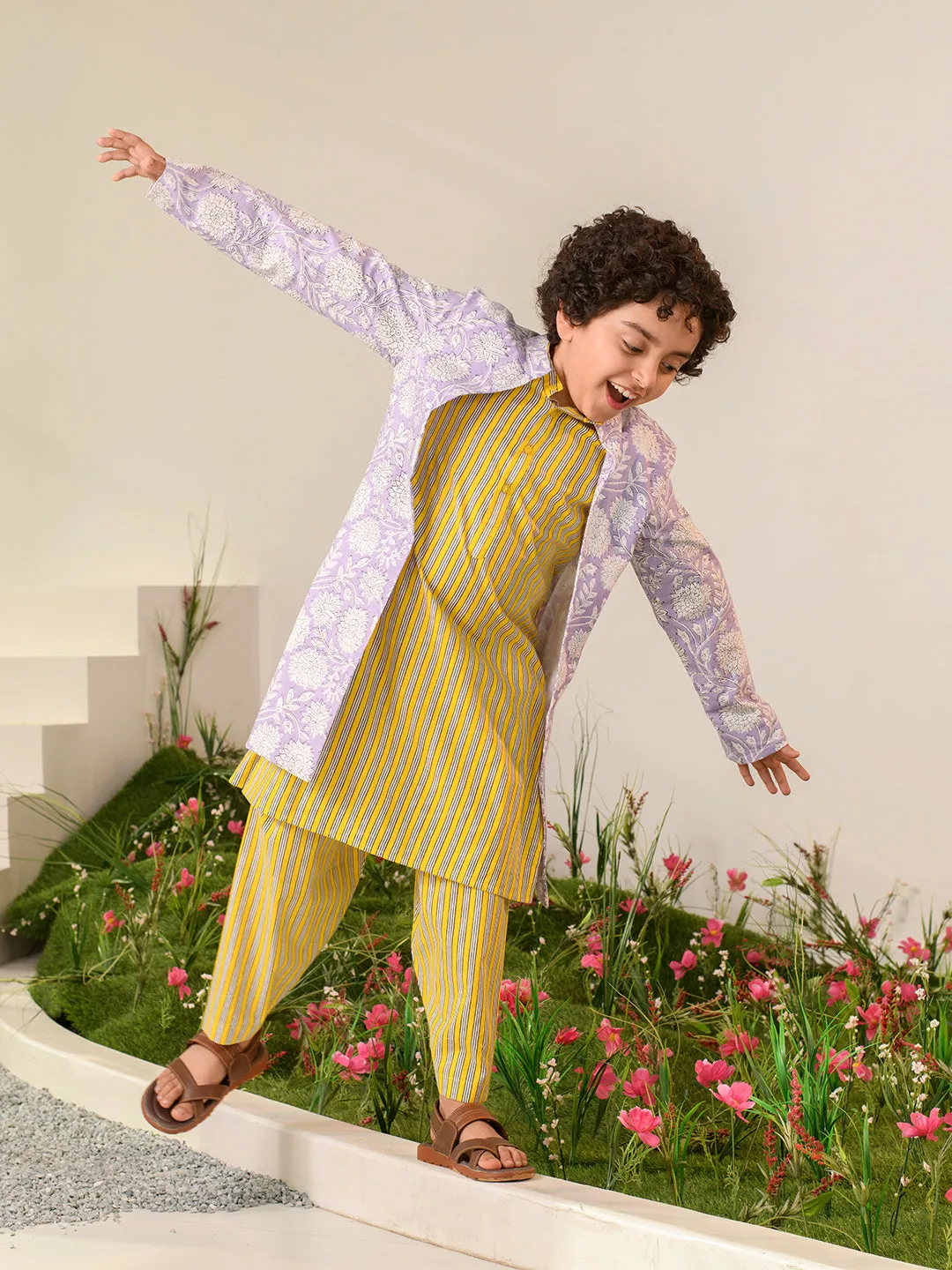 Boys Ethnic Motifs Printed Pure Cotton Kurta With Pyjamas Nahru Jacket
