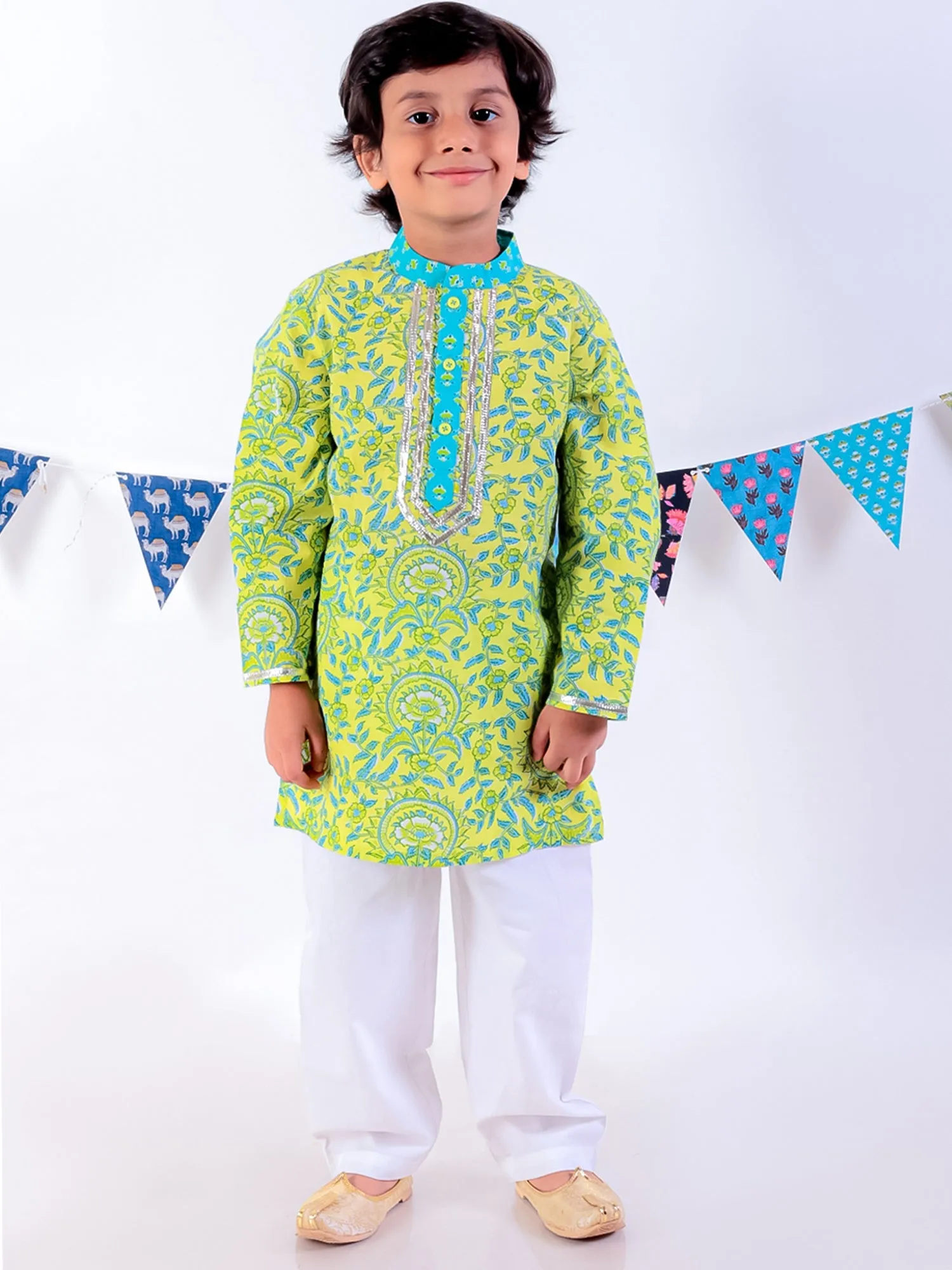 Boy's Green Cotton Jaipuri Print Kurta Pyjama With Jacket Set - Lil Drama