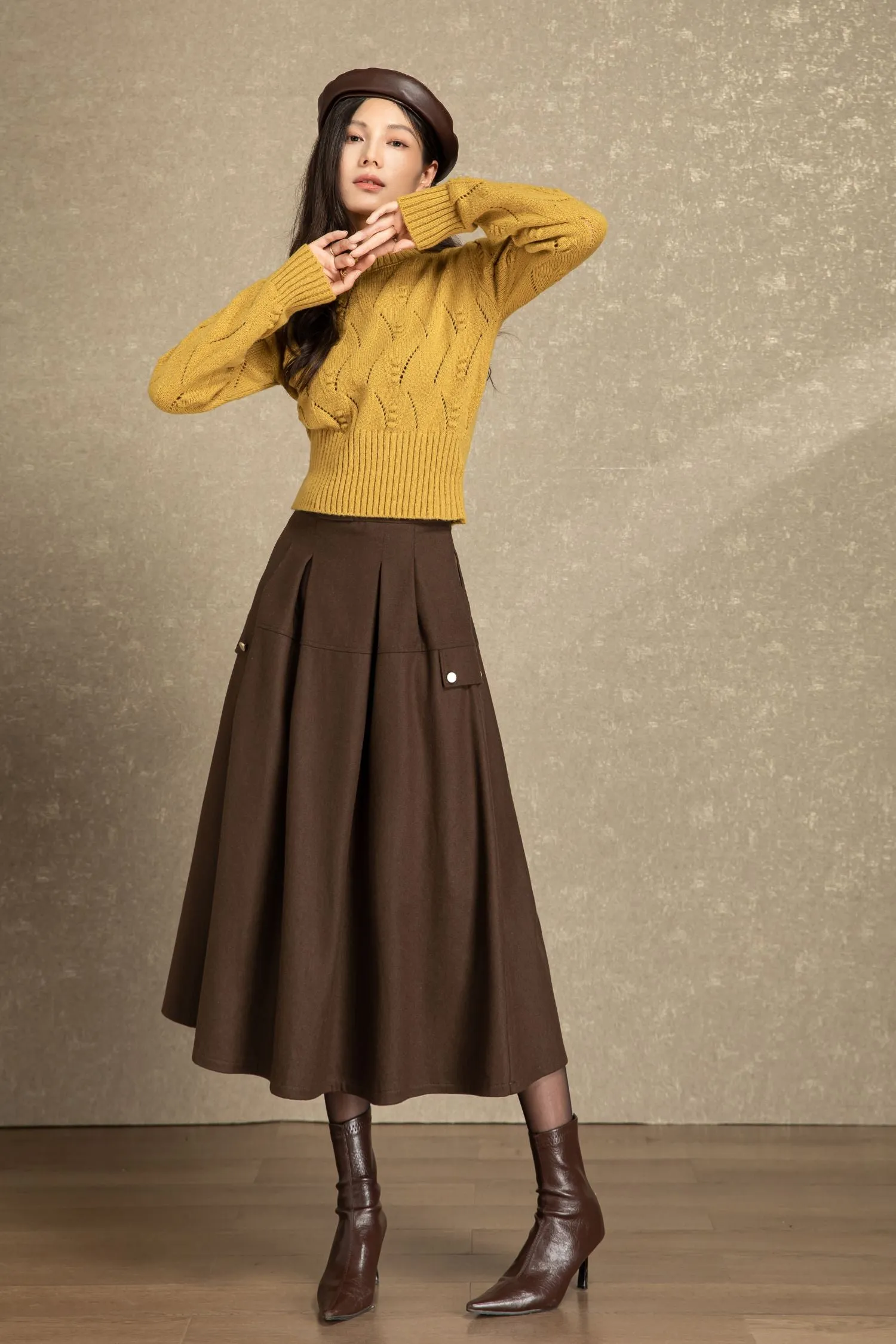 Brown midi winter wool skirt with pockets C4485