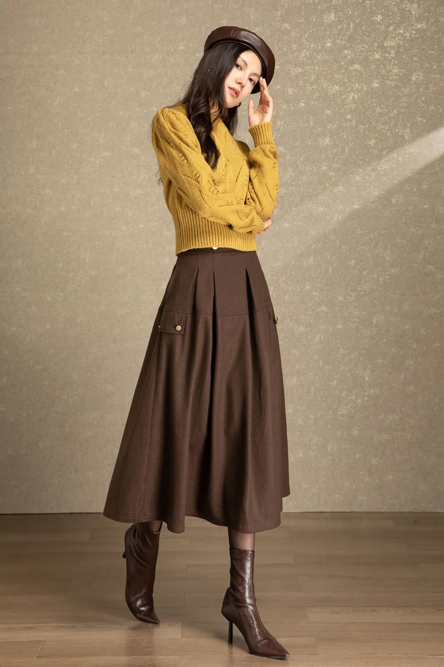Brown midi winter wool skirt with pockets C4485