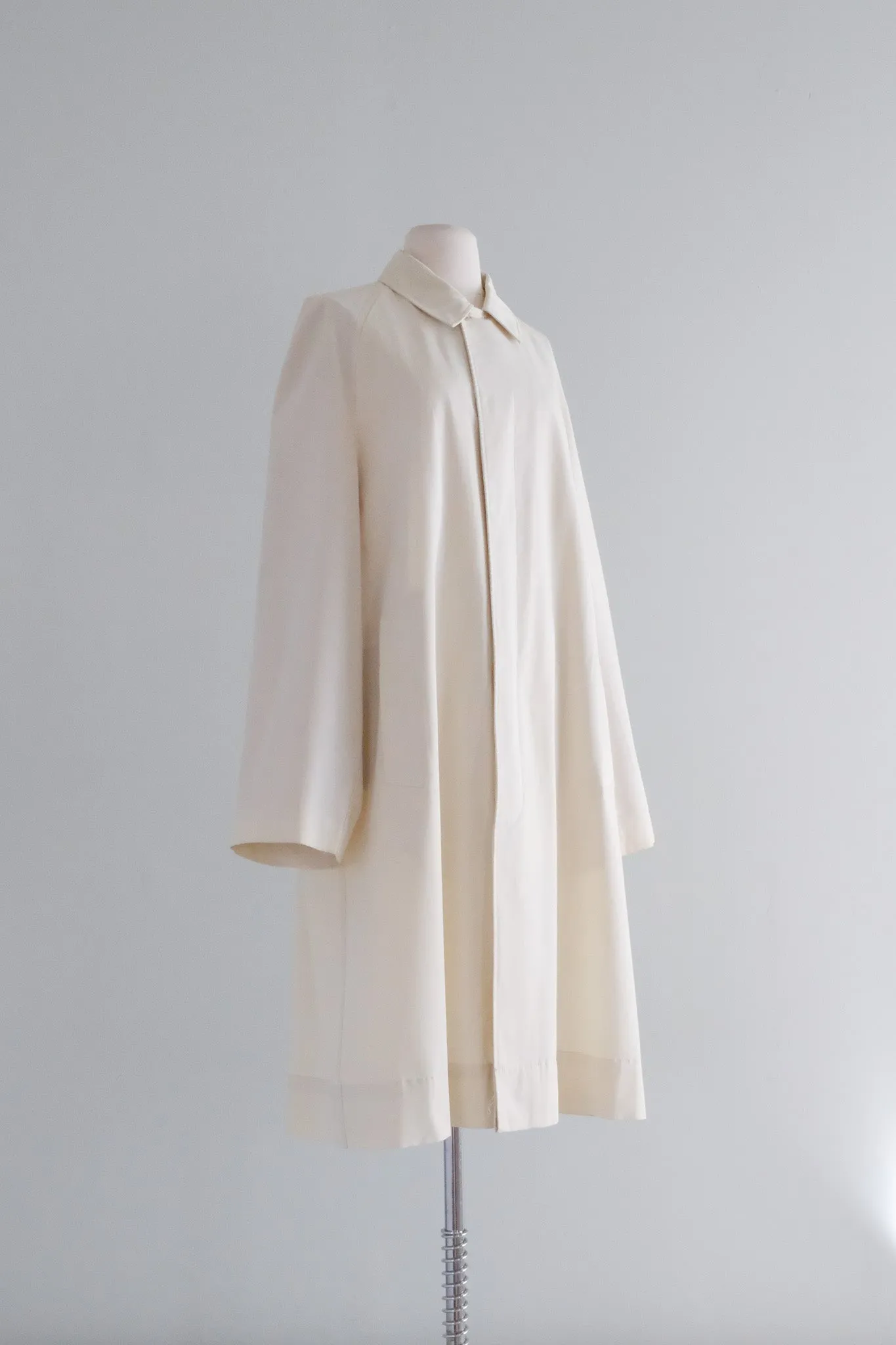 Elegant 1960's Stone Long Line Raincoat / Sz M/L