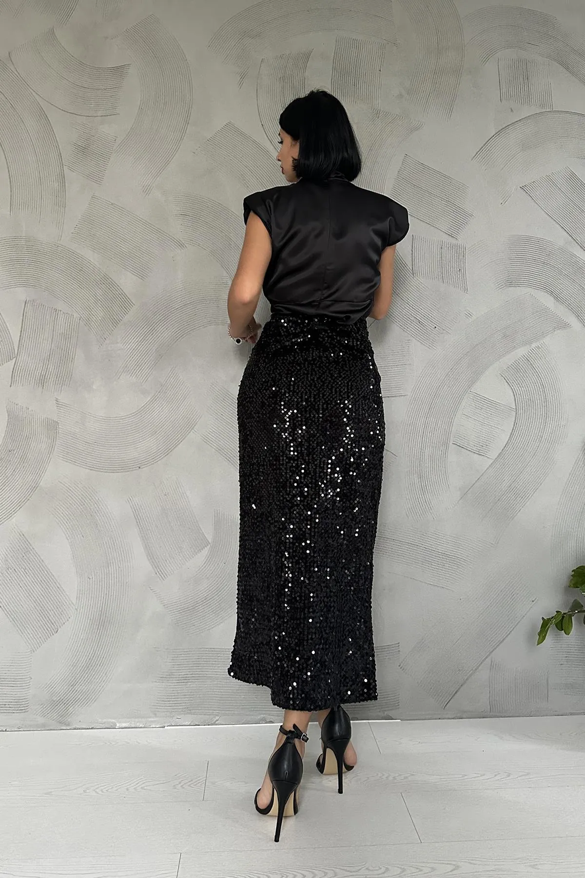 ELS Shiny Skirt with Sequins - Black - Granollers