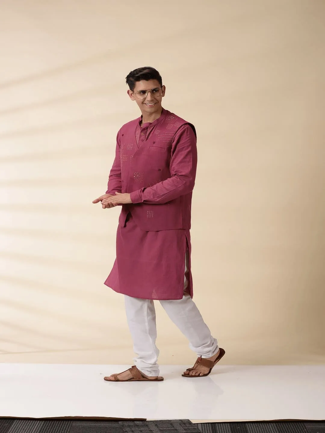 Majenta Khadi Men Sadri & Kurta Set