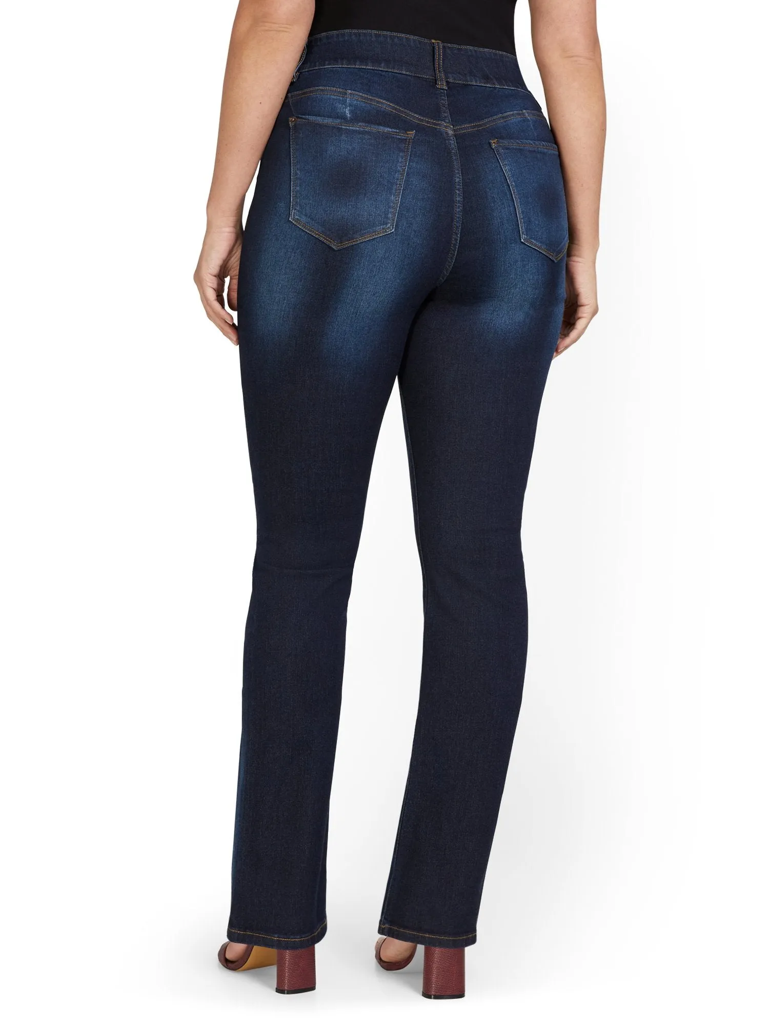 Mya Curvy High-Waisted Bootcut Jeans - Dark Wash