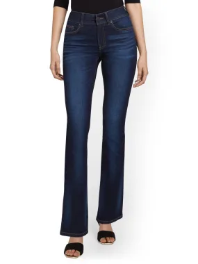 Mya Curvy High-Waisted Bootcut Jeans - Dark Wash
