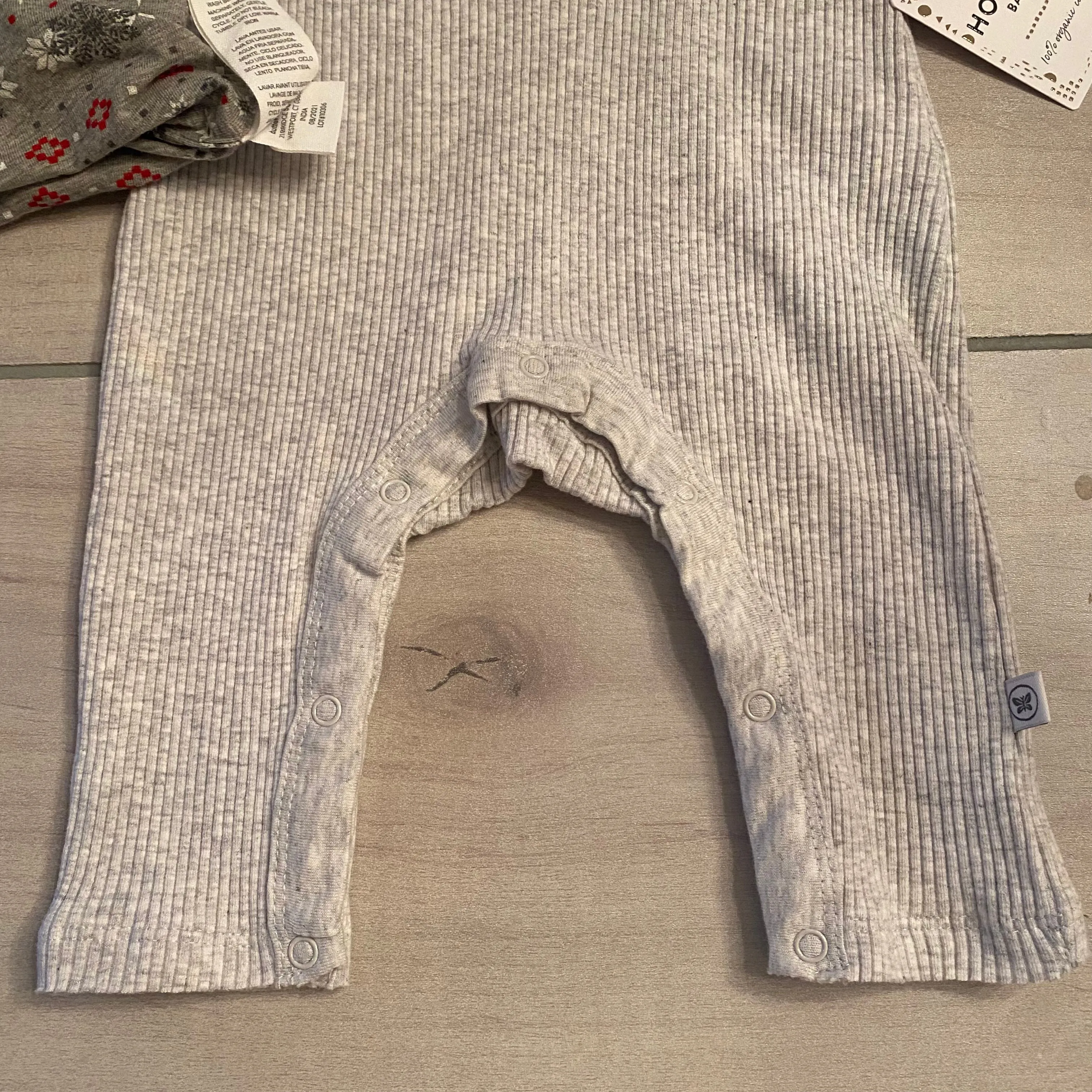NWT Honest Baby 100% Organic Cotton Gray Ribbed Romper & Hat Outfit