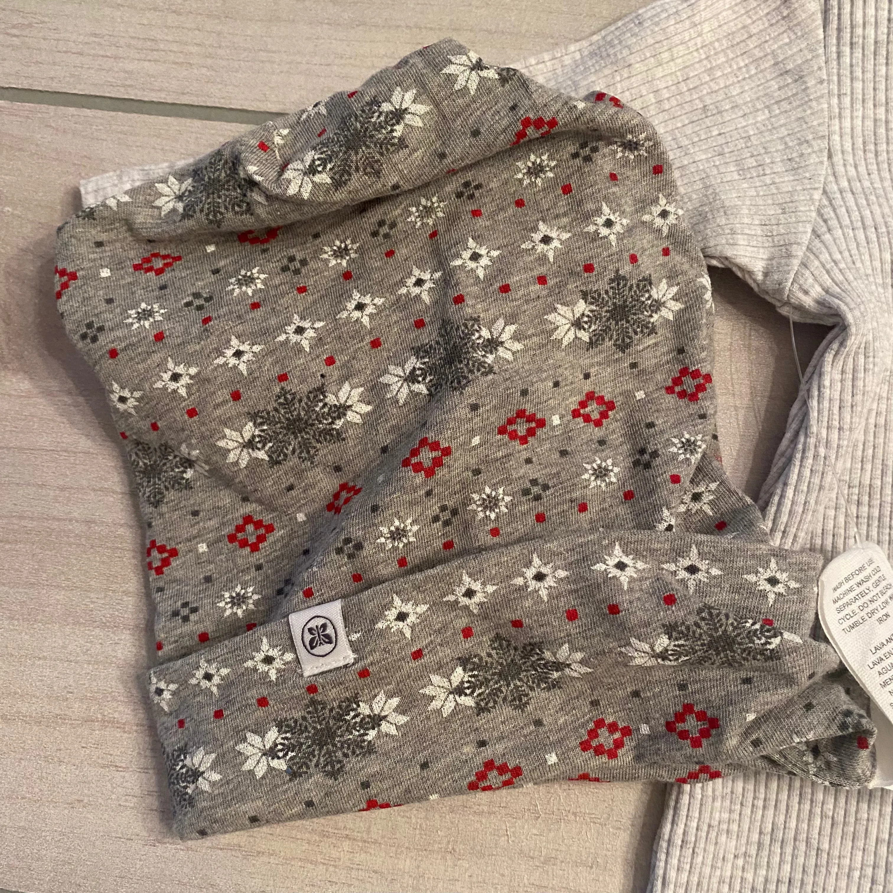 NWT Honest Baby 100% Organic Cotton Gray Ribbed Romper & Hat Outfit