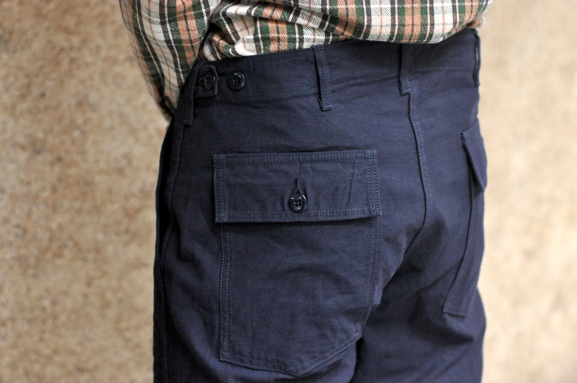 Studio D'Artisan 11oz Back Sateen Military Baker Pants (Indigo X Black)