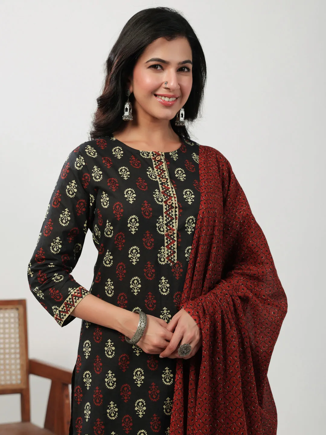 Women Black Cambric Set