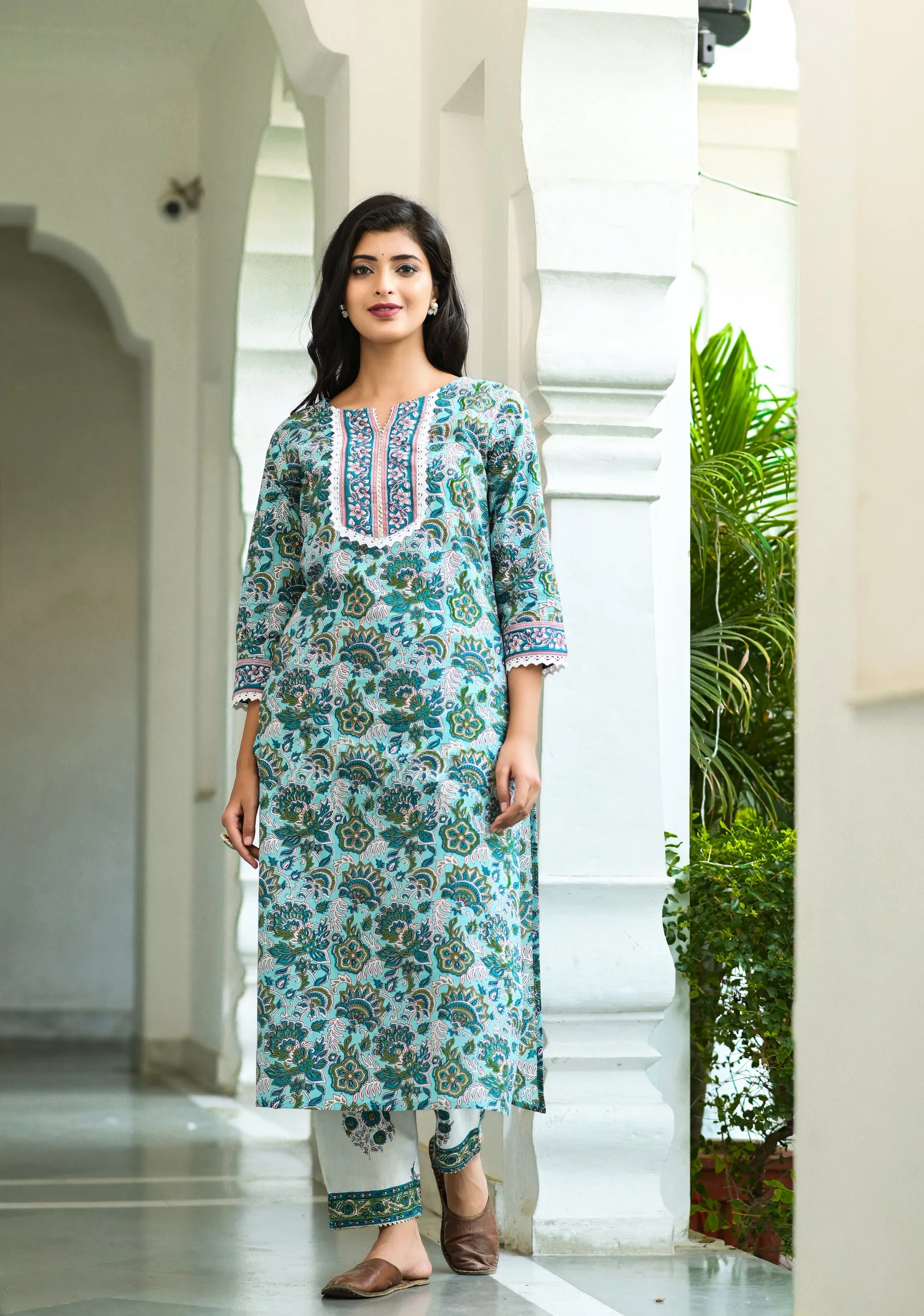 Women Blue Handblock Printed Dupatta Set