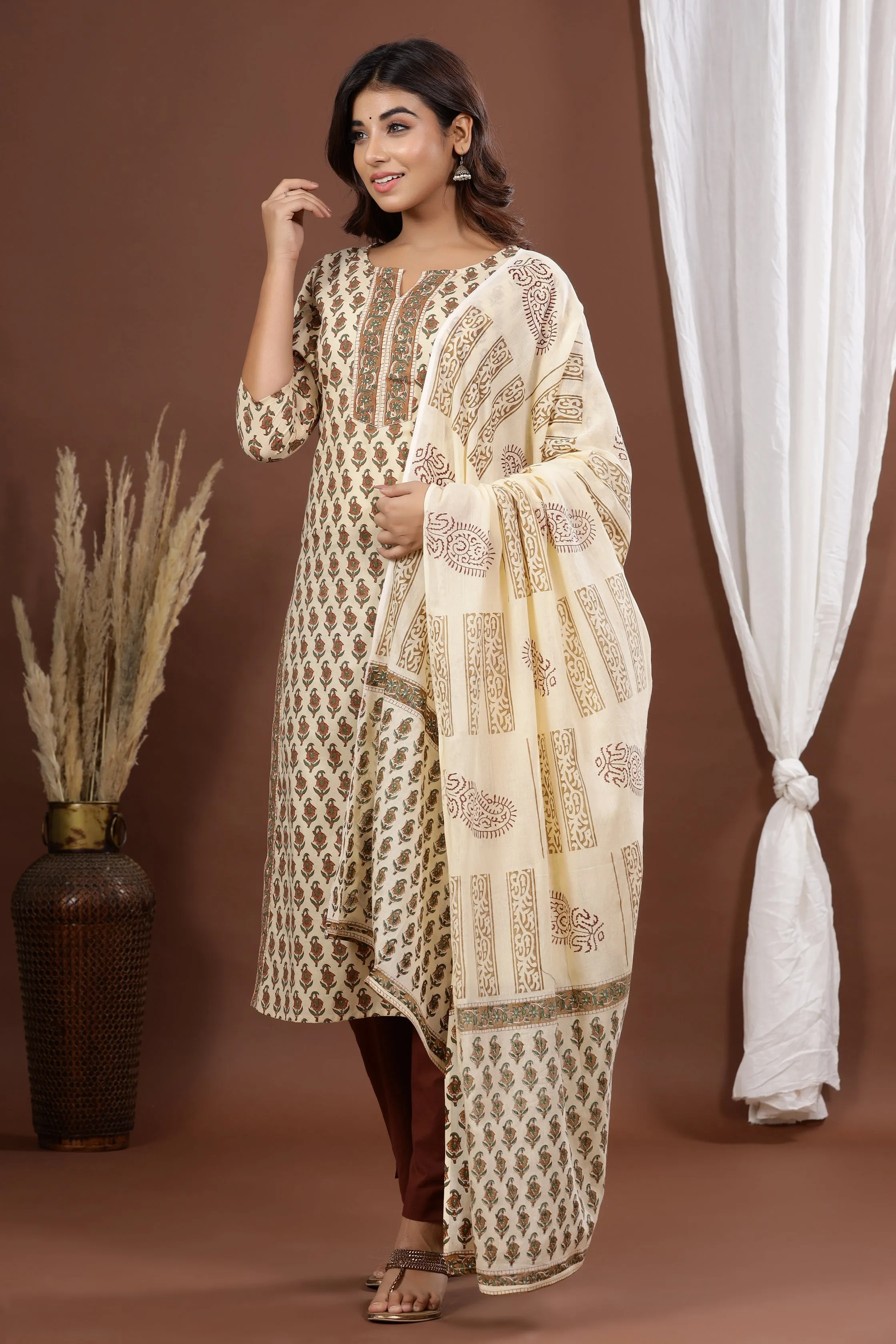 Women Brown Printed Dupatta Set