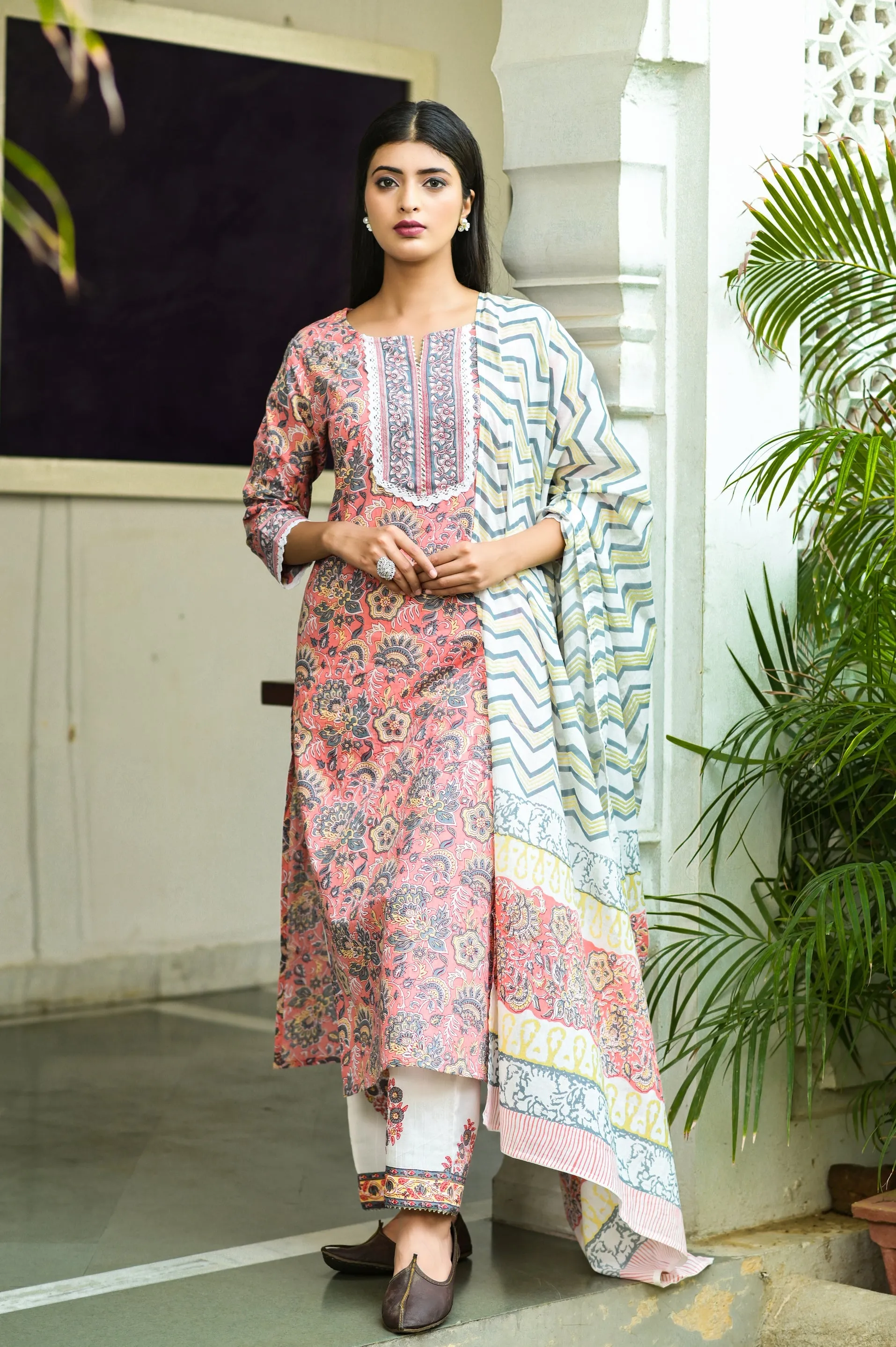 Women Peach Handblock Printed Dupatta Set