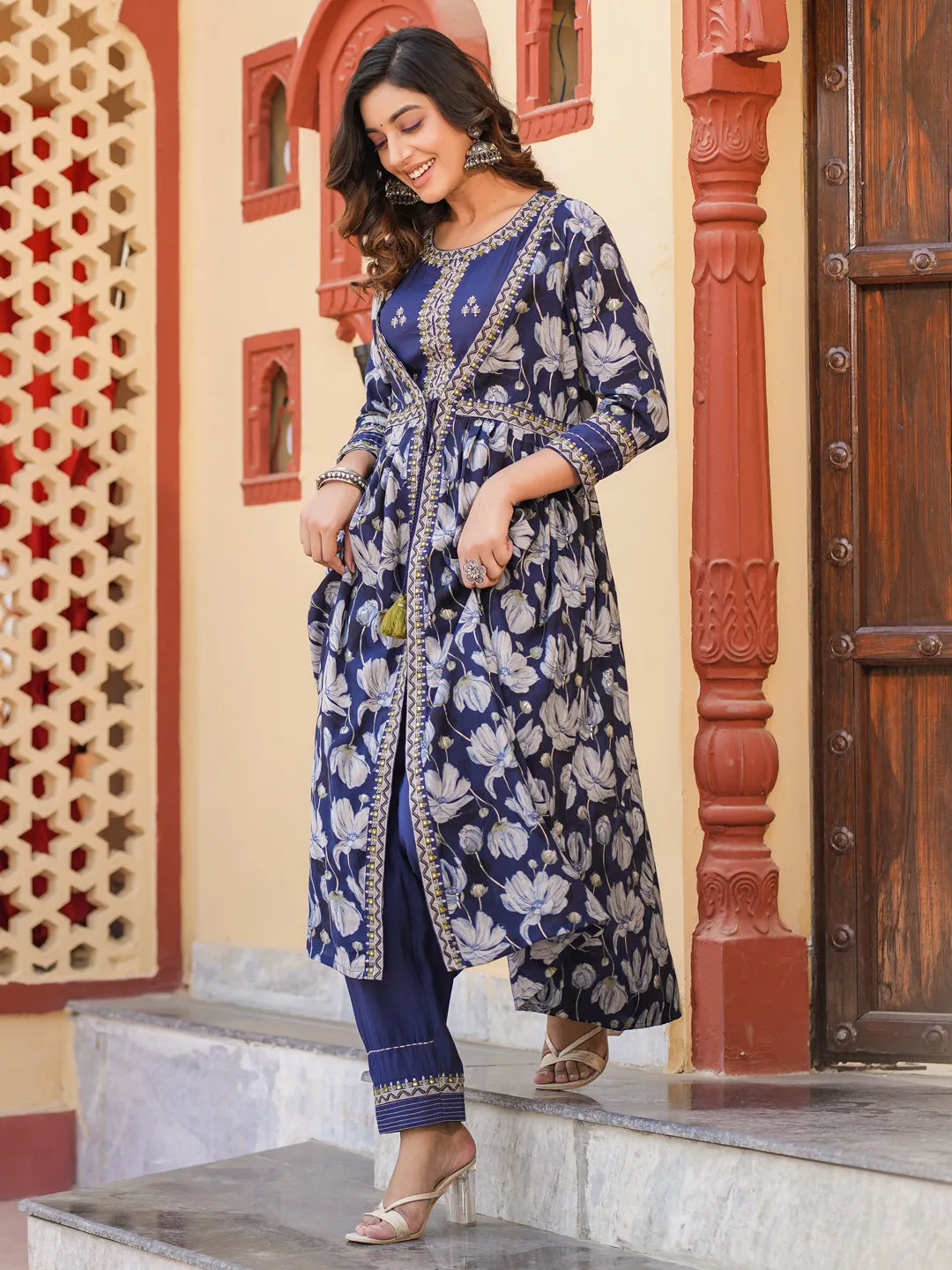 Women Woman Blue Embroidered shrug Crop top co ord set
