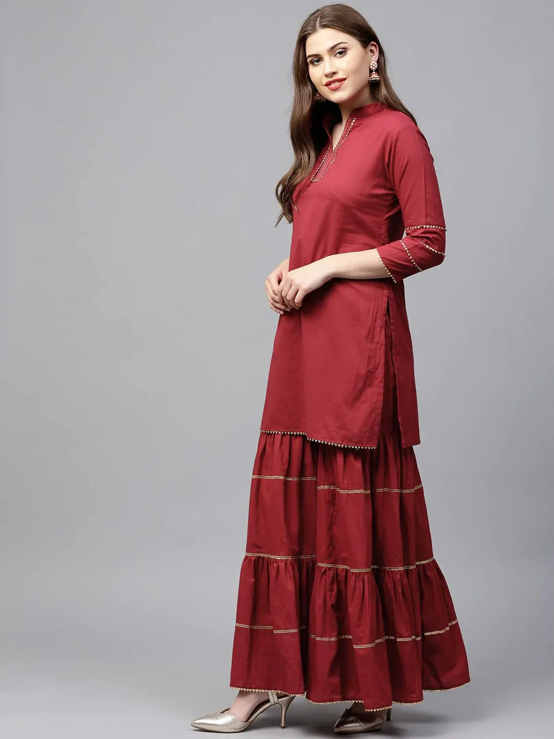 Women'S Maroon Solid Kurta With Sharara