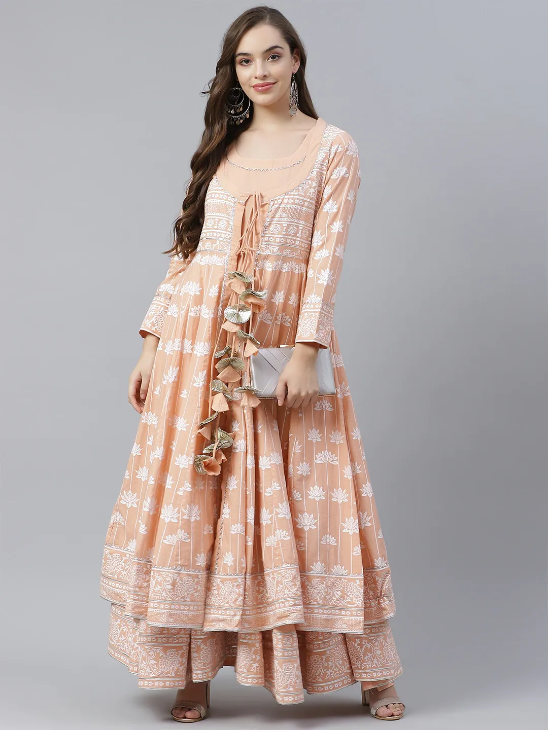 Women'S Peach Double Layered Cotton Flared Kurta With Jacket