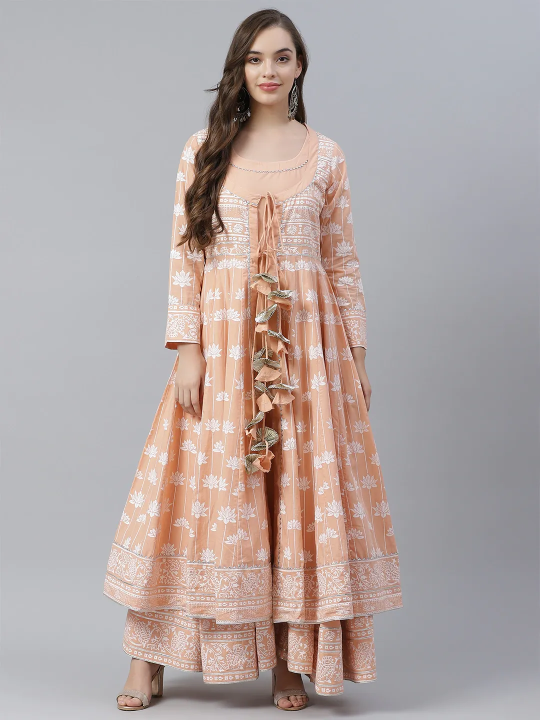 Women'S Peach Double Layered Cotton Flared Kurta With Jacket