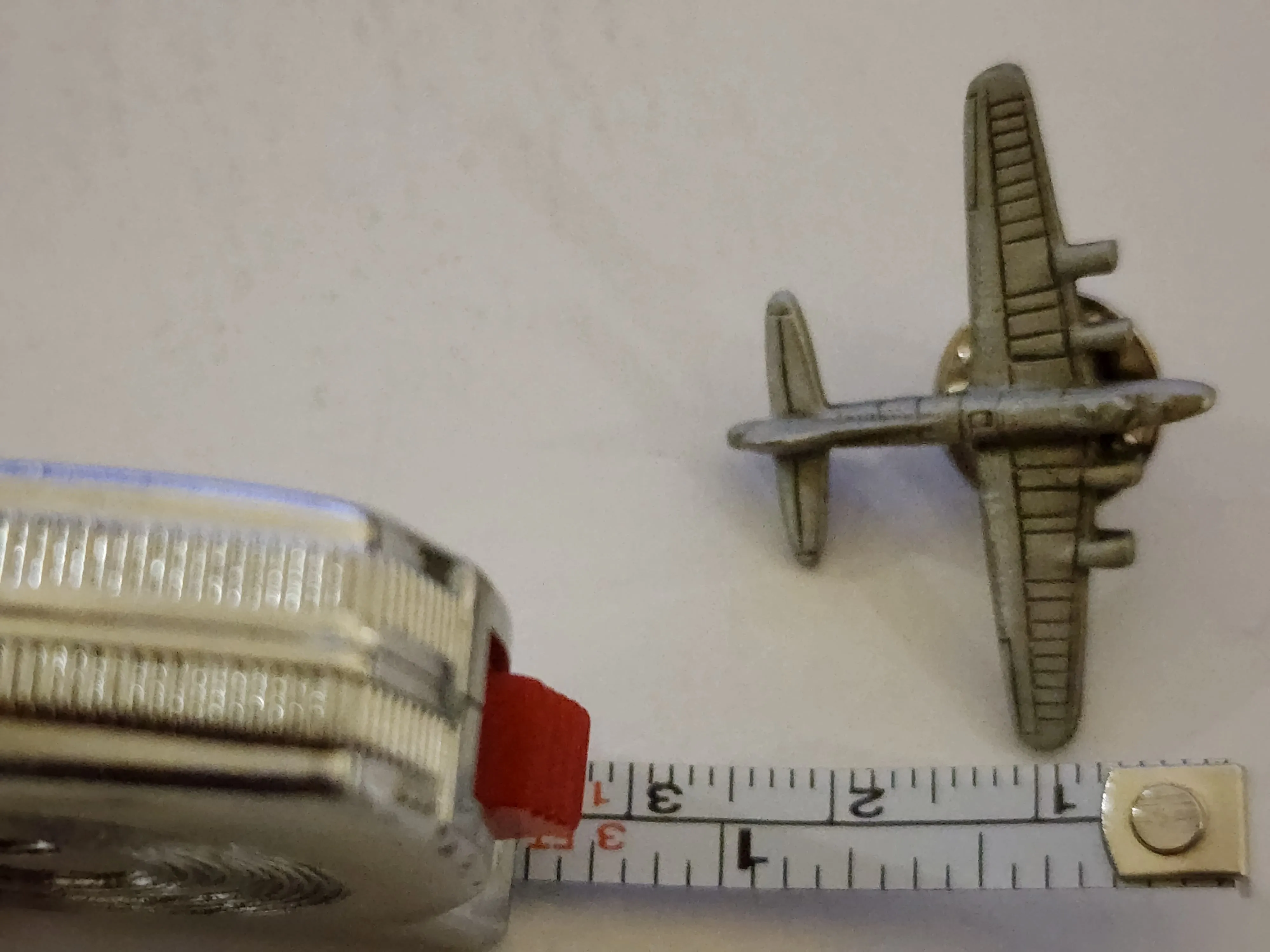 WWII Boeing B-17 Flying Fortress Bomber Airplane Pewter Lapel Pin